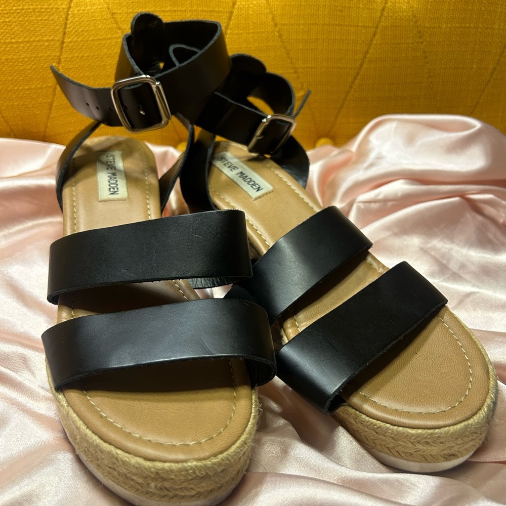 Steve Madden Black Sandals with Ankle Strap